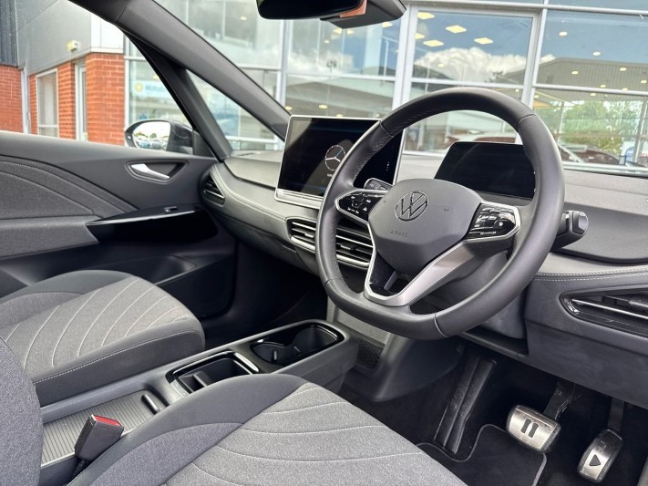 2025 (25) VOLKSWAGEN ID.3 150kW Pro S 77kWh 5dr Auto 5403527