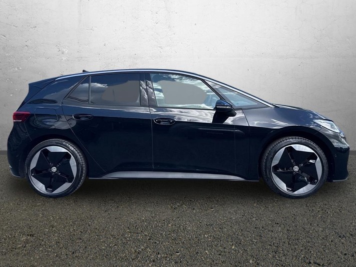 2025 (25) VOLKSWAGEN ID.3 150kW Pro S 77kWh 5dr Auto 5403520