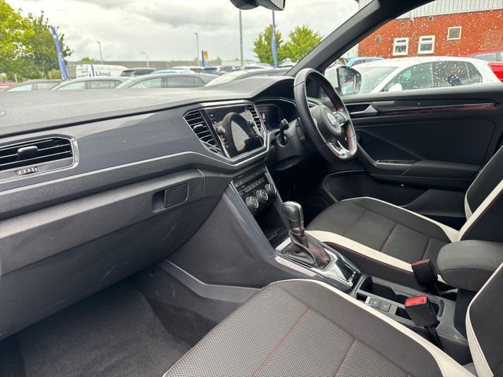 2019 (19) VOLKSWAGEN T-ROC 1.5 TSI EVO SEL 5dr DSG 1