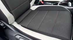 2019 (19) VOLKSWAGEN T-ROC 1.5 TSI EVO SEL 5dr DSG 5424625