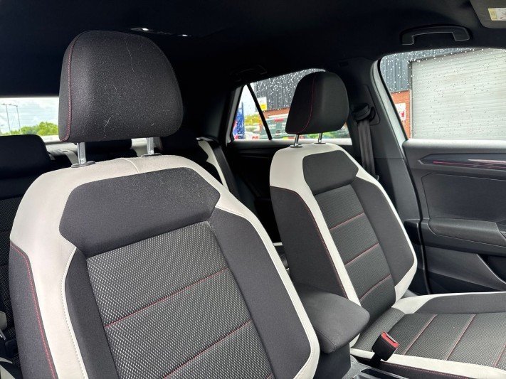 2019 (19) VOLKSWAGEN T-ROC 1.5 TSI EVO SEL 5dr DSG 5424618