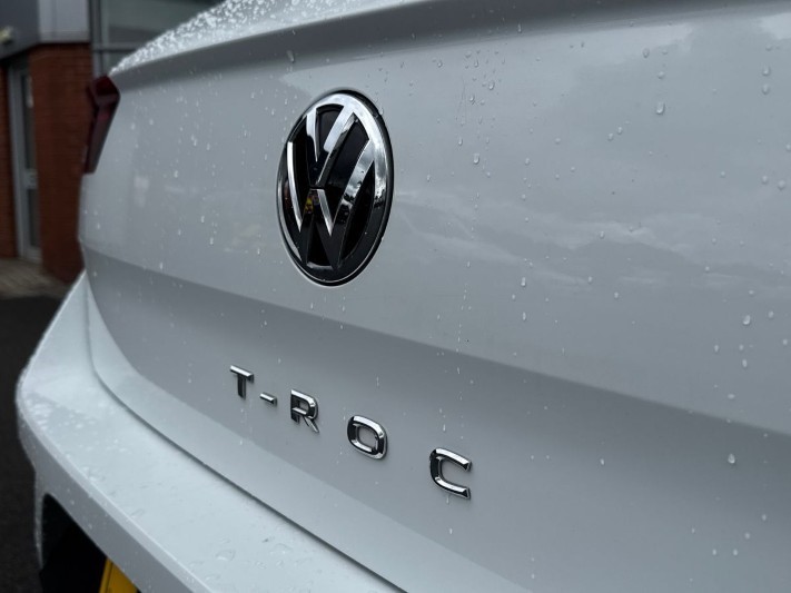 2019 (19) VOLKSWAGEN T-ROC 1.5 TSI EVO SEL 5dr DSG 5424655