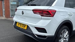 2019 (19) VOLKSWAGEN T-ROC 1.5 TSI EVO SEL 5dr DSG 5424654