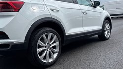 2019 (19) VOLKSWAGEN T-ROC 1.5 TSI EVO SEL 5dr DSG 5424649