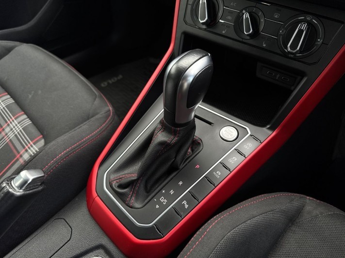 2021 (71) VOLKSWAGEN POLO 2.0 TSI 207 GTI PLUS 5dr DSG 5406176