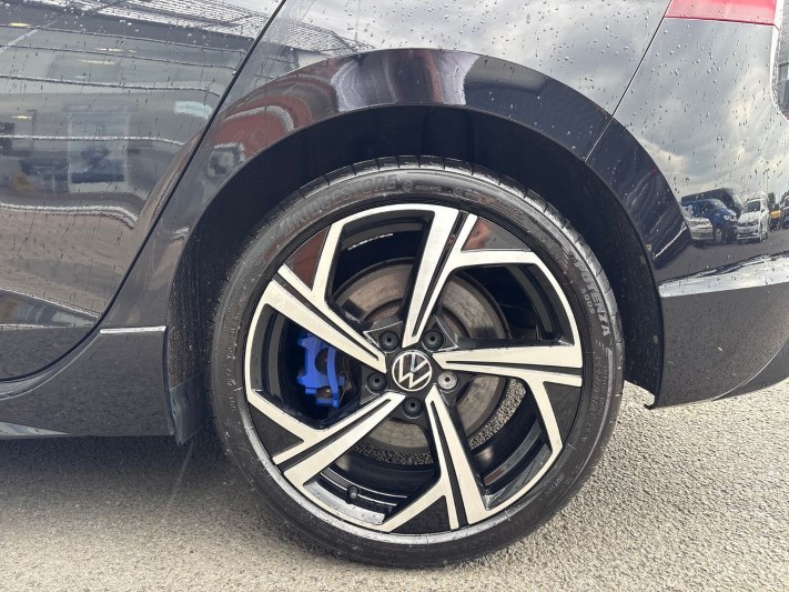 2022 (22) VOLKSWAGEN GOLF 2.0 TSI 320 R 4Motion 5dr DSG 5362661