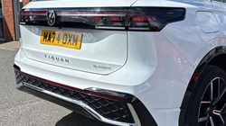 2024 (74) VOLKSWAGEN TIGUAN 1.5 TSI eHybrid R-Line 5dr DSG 5392033