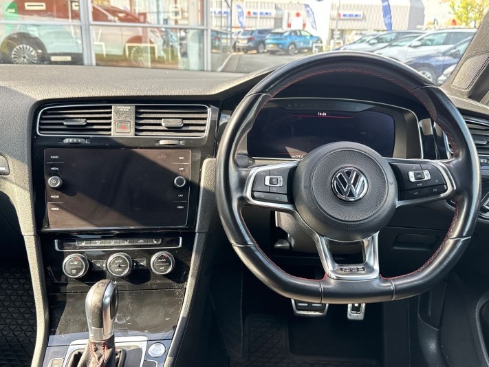 2019 (19) VOLKSWAGEN GOLF 2.0 TSI 245 GTI Performance 3dr DSG 5347140