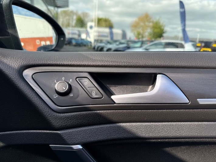 2019 (19) VOLKSWAGEN GOLF 2.0 TSI 245 GTI Performance 3dr DSG 5347178