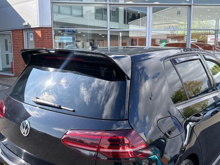 2019 (19) VOLKSWAGEN GOLF 2.0 TSI 245 GTI Performance 3dr DSG 5347157