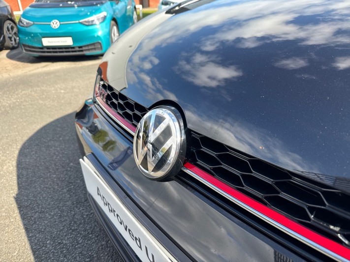 2019 (19) VOLKSWAGEN GOLF 2.0 TSI 245 GTI Performance 3dr DSG 5347160