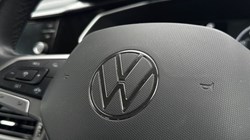 2022 (22) VOLKSWAGEN T-CROSS 1.0 TSI 110 SEL 5dr 5412650
