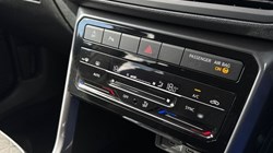 2022 (22) VOLKSWAGEN T-CROSS 1.0 TSI 110 SEL 5dr 5412612