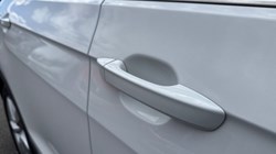 2022 (22) VOLKSWAGEN T-CROSS 1.0 TSI 110 SEL 5dr 5412634