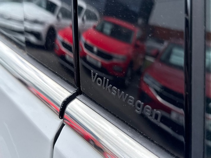 2022 (22) VOLKSWAGEN T-CROSS 1.0 TSI 110 SEL 5dr 5412635