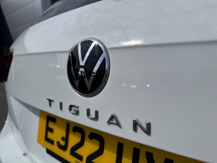 2022 (22) VOLKSWAGEN TIGUAN 2.0 TDI R-Line 5dr DSG 5385601