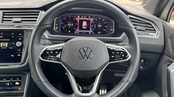 2022 (22) VOLKSWAGEN TIGUAN 2.0 TDI R-Line 5dr DSG 5385573