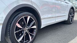 2022 (22) VOLKSWAGEN TIGUAN 2.0 TDI R-Line 5dr DSG 5385595