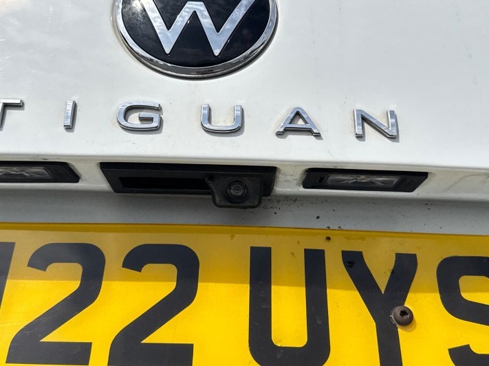 2022 (22) VOLKSWAGEN TIGUAN 2.0 TDI R-Line 5dr DSG 5385602