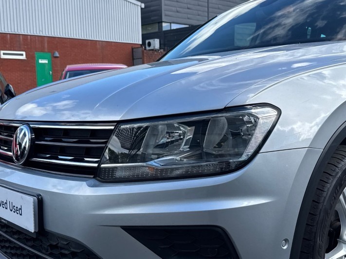 2020 (20) VOLKSWAGEN TIGUAN 2.0 TDi 150 4Motion Match 5dr DSG 5392321