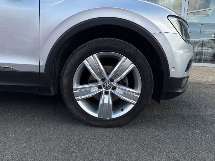 2020 (20) VOLKSWAGEN TIGUAN 2.0 TDi 150 4Motion Match 5dr DSG 5392287
