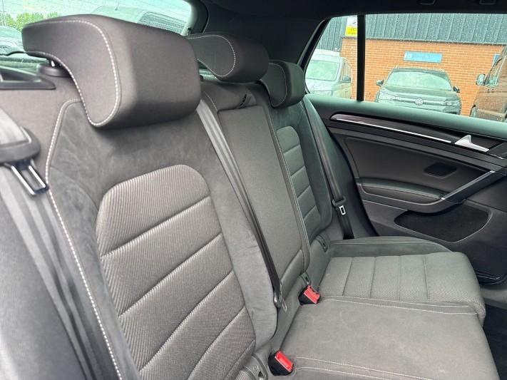 2019 (69) VOLKSWAGEN GOLF 2.0 TSI 300 R 5dr 4MOTION DSG 5362117