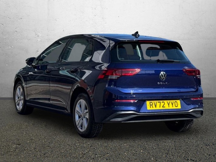2022 (72) VOLKSWAGEN GOLF 2.0 TDI Life 5dr 1