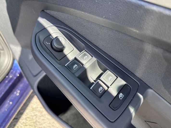 2022 (72) VOLKSWAGEN GOLF 2.0 TDI Life 5dr 5343886