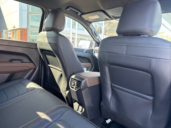 2026 (26) VOLKSWAGEN COMMERCIAL AMAROK D/Cab Pick Up PanAmericana 3.0 V6 TDI 240 4M Auto 5344022