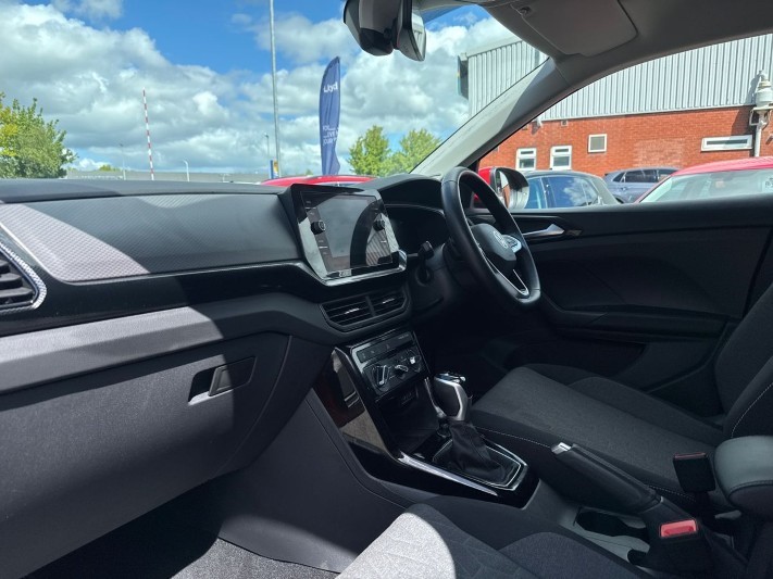 2024 (74) VOLKSWAGEN T-CROSS 1.0 TSI 115 Match 5dr DSG 5404969