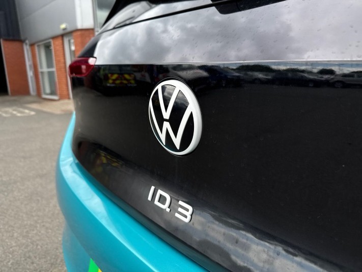 2020 (70) VOLKSWAGEN ID.3 150kW 1ST Edition Pro Power 58kWh 5dr Auto 5413069