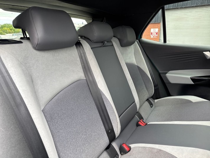 2020 (70) VOLKSWAGEN ID.3 150kW 1ST Edition Pro Power 58kWh 5dr Auto 5413064