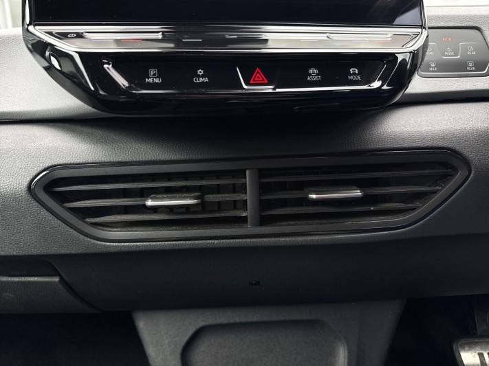 2020 (70) VOLKSWAGEN ID.3 150kW 1ST Edition Pro Power 58kWh 5dr Auto 5413093