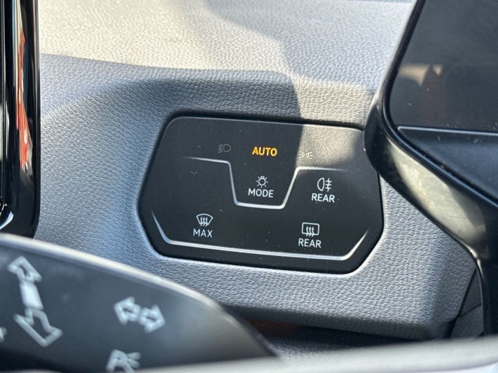 2022 (22) VOLKSWAGEN ID.3 107KW Life Pro 58kWh 5dr Auto 5409428