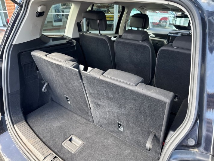 2021 (70) VOLKSWAGEN TOURAN 1.5 TSI EVO SEL 5dr DSG 5400410