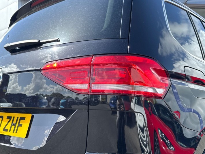 2021 (70) VOLKSWAGEN TOURAN 1.5 TSI EVO SEL 5dr DSG 5400417