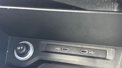 2021 (70) VOLKSWAGEN TOURAN 1.5 TSI EVO SEL 5dr DSG 5400435