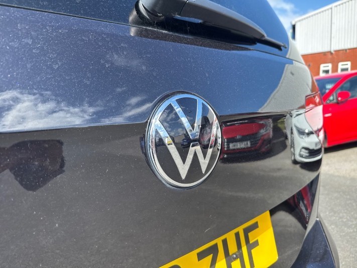 2021 (70) VOLKSWAGEN TOURAN 1.5 TSI EVO SEL 5dr DSG 5400419