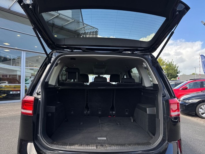 2021 (70) VOLKSWAGEN TOURAN 1.5 TSI EVO SEL 5dr DSG 5400409