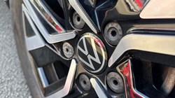 2021 (70) VOLKSWAGEN TOURAN 1.5 TSI EVO SEL 5dr DSG 5400421