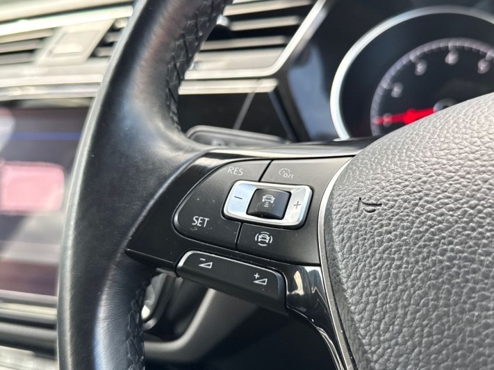 2021 (70) VOLKSWAGEN TOURAN 1.5 TSI EVO SEL 5dr DSG 5400392