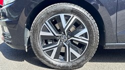 2021 (70) VOLKSWAGEN TOURAN 1.5 TSI EVO SEL 5dr DSG 5400380