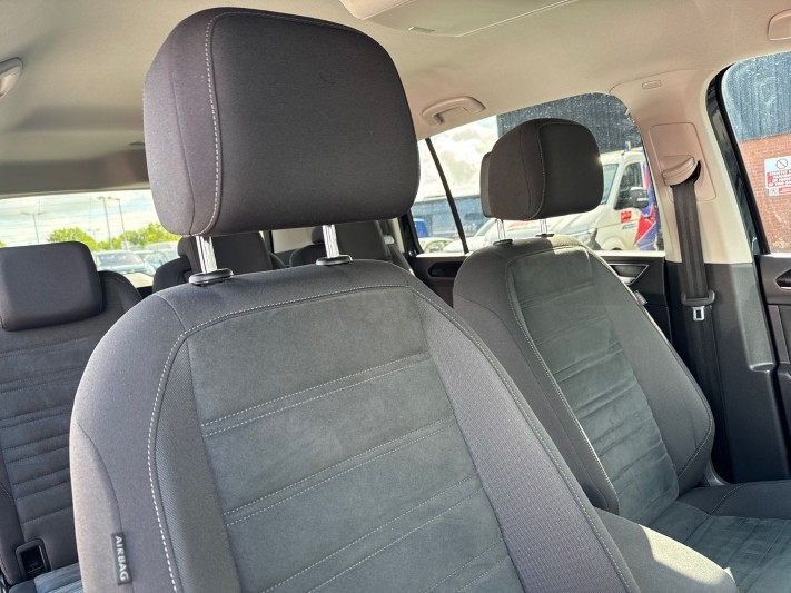 2021 (70) VOLKSWAGEN TOURAN 1.5 TSI EVO SEL 5dr DSG 5400390