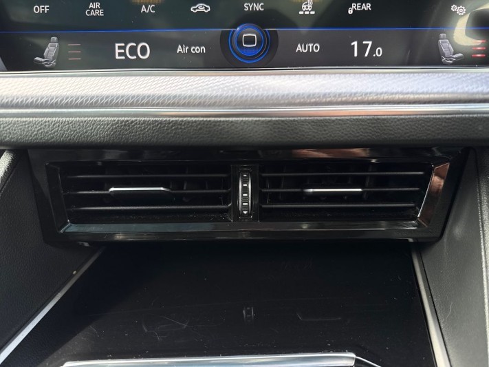 2021 (21) VOLKSWAGEN TOUAREG 3.0 V6 TDI 4Motion Black Edition 5dr Tip Auto 5419535