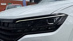 2021 (21) VOLKSWAGEN TOUAREG 3.0 V6 TDI 4Motion Black Edition 5dr Tip Auto 5419546
