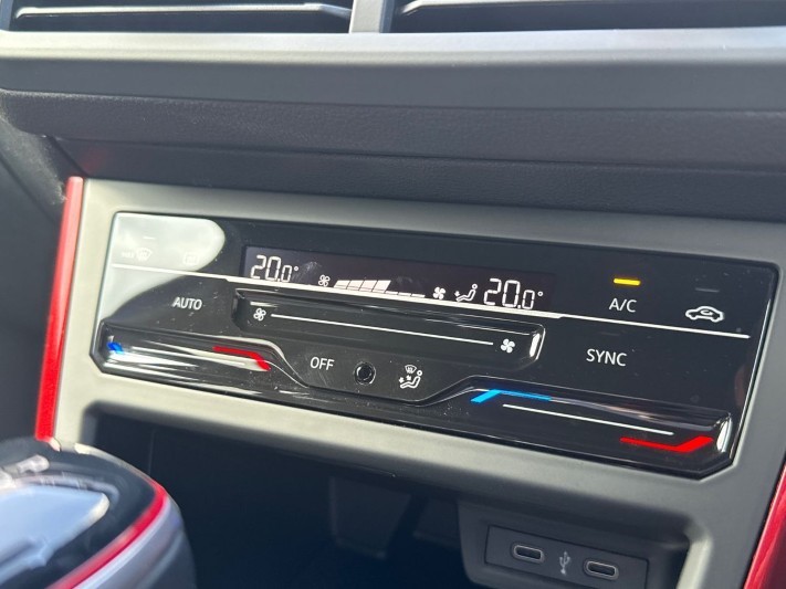 2022 (22) VOLKSWAGEN POLO 2.0 TSI GTI 5dr DSG 5383575