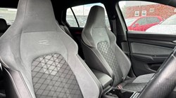 2022 (22) VOLKSWAGEN GOLF 1.5 TSI 150 R-Line 5dr 5408175