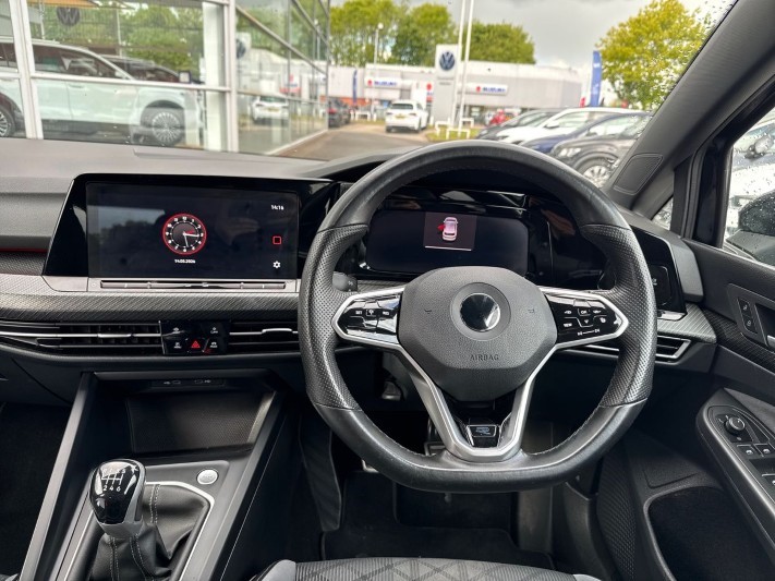 2022 (22) VOLKSWAGEN GOLF 1.5 TSI 150 R-Line 5dr 5408188