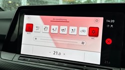 2022 (22) VOLKSWAGEN GOLF 1.5 TSI 150 R-Line 5dr 5408193