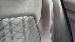 2022 (22) VOLKSWAGEN GOLF 1.5 TSI 150 R-Line 5dr 5408221